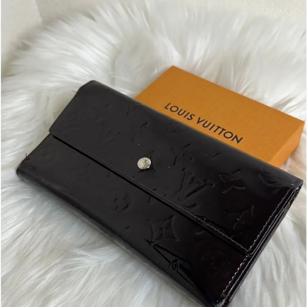 💯Authentic Louis Vuitton Vernis Trifold Long Wallet🍀